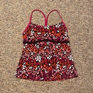 Nike swim top size M